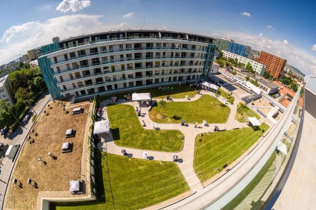 Eriss Studio Suite - Ozone Building Apartment Kluž Exteriér fotografie